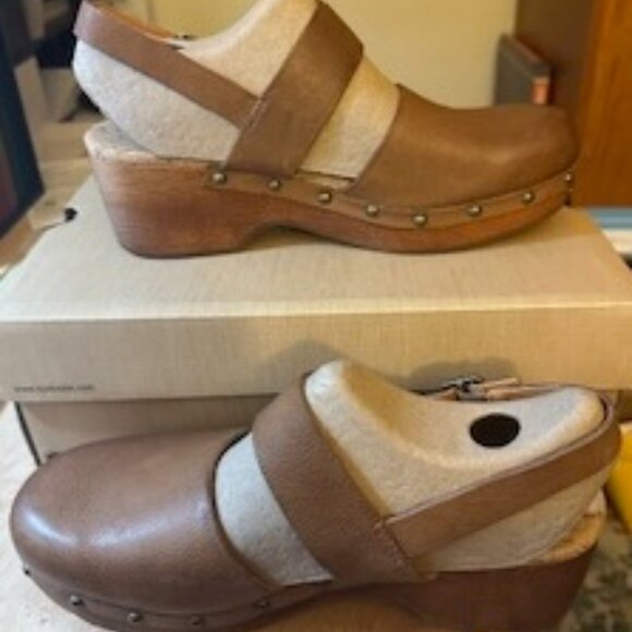 New in Box Kork-Ease Sayda Clogs Brown size 8, Euro 39 - Picture 3 of 7